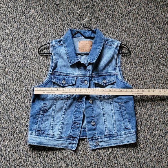 Amethyst Jeans Embroidered  Sleeveless Jean Jacket Denim Vest Size Large - Picture 4 of 14